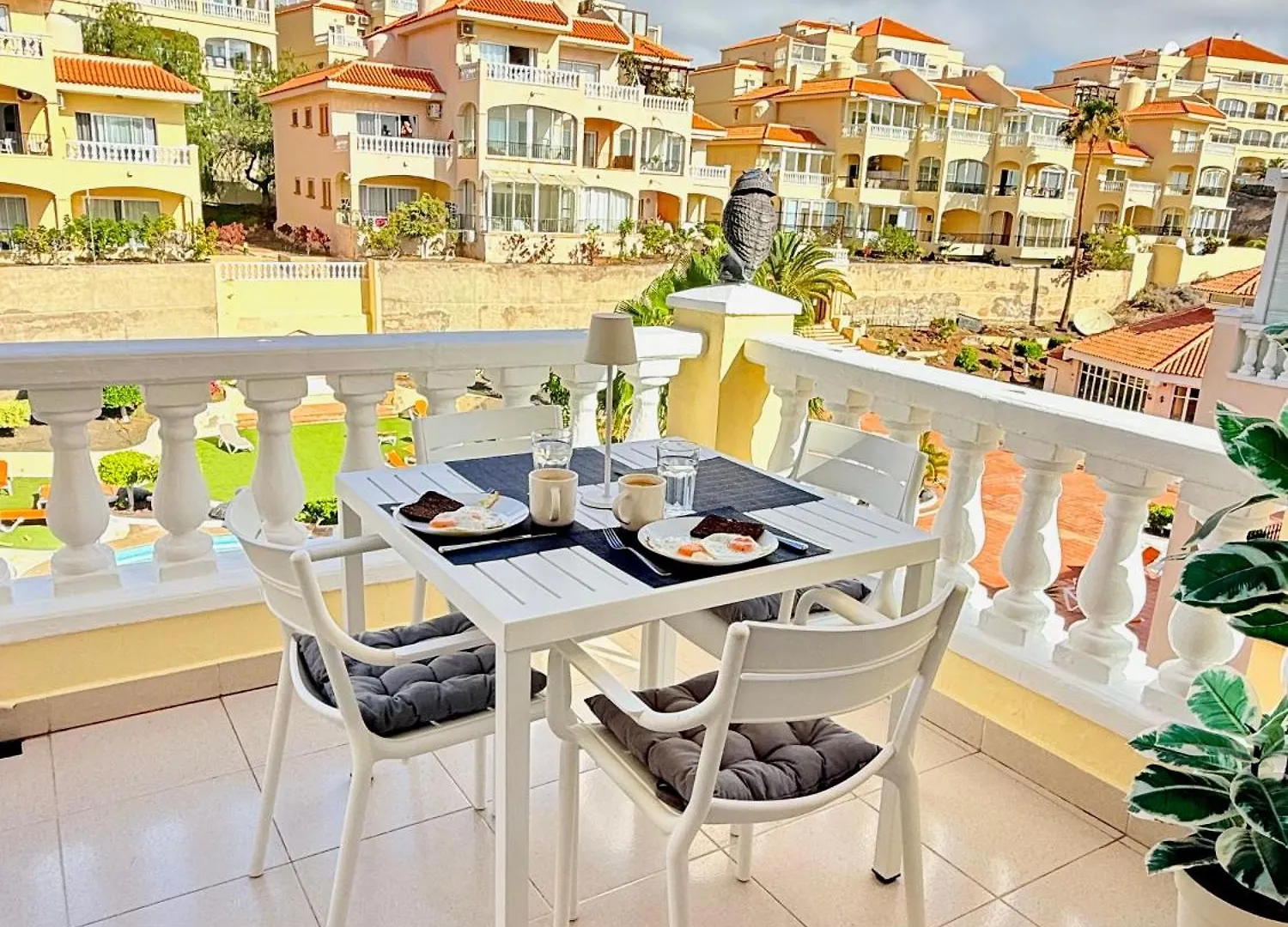 דירות סן מיגל דה אבונה Sunny Penthouse In Golf Del Sur 0*,