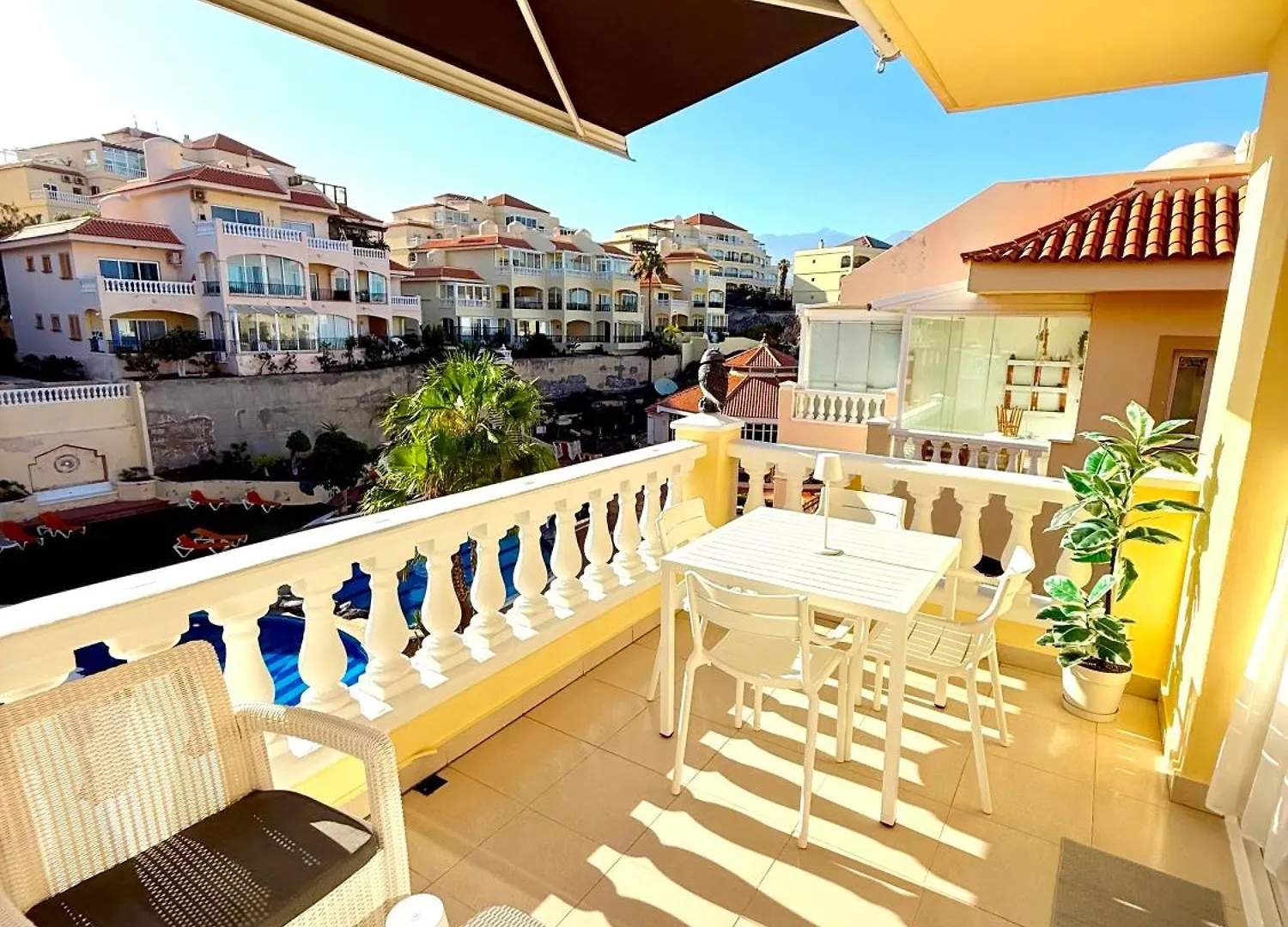 דירות סן מיגל דה אבונה Sunny Penthouse In Golf Del Sur