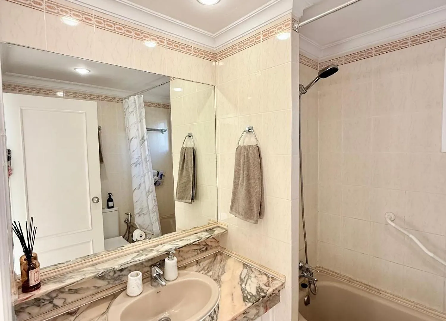 דירות סן מיגל דה אבונה Sunny Penthouse In Golf Del Sur