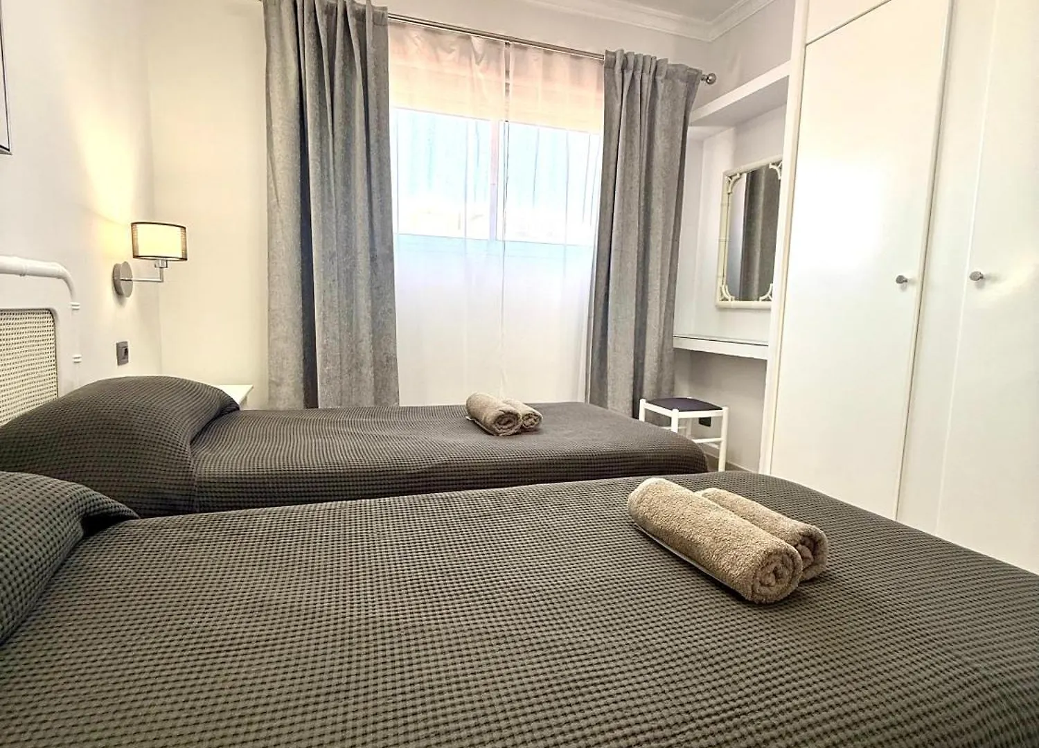 דירות סן מיגל דה אבונה Sunny Penthouse In Golf Del Sur