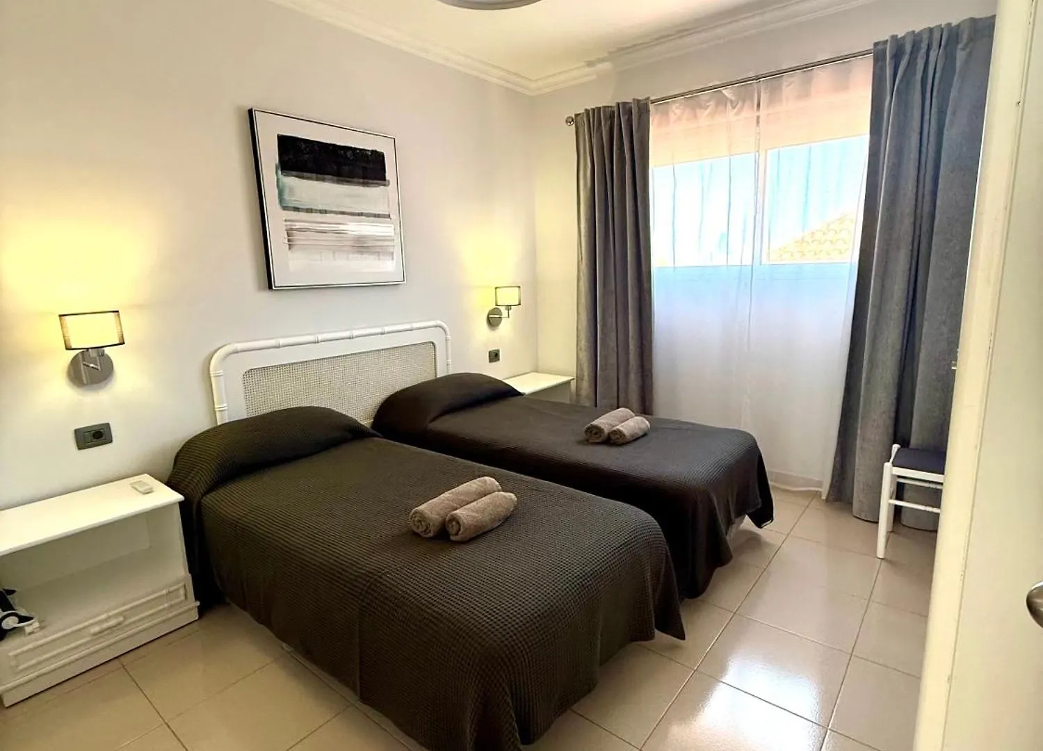דירות סן מיגל דה אבונה Sunny Penthouse In Golf Del Sur