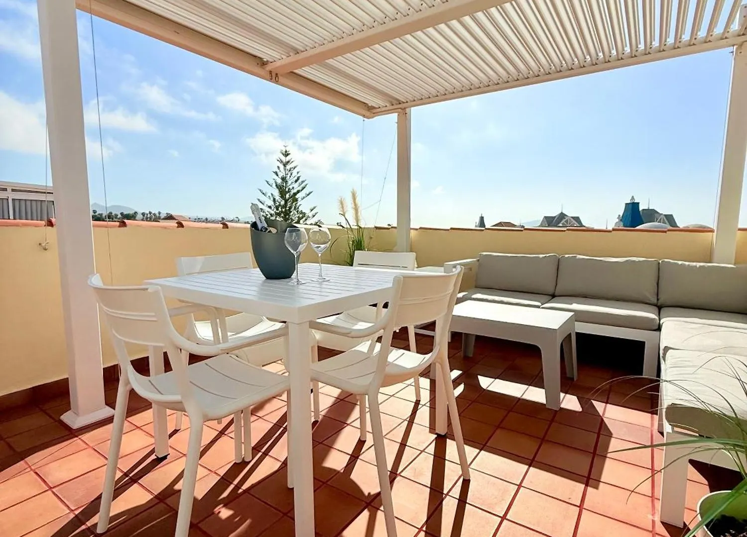 شقة Sunny Penthouse In Golf Del Sur سان ميغيل ذي أبونا إسبانيا