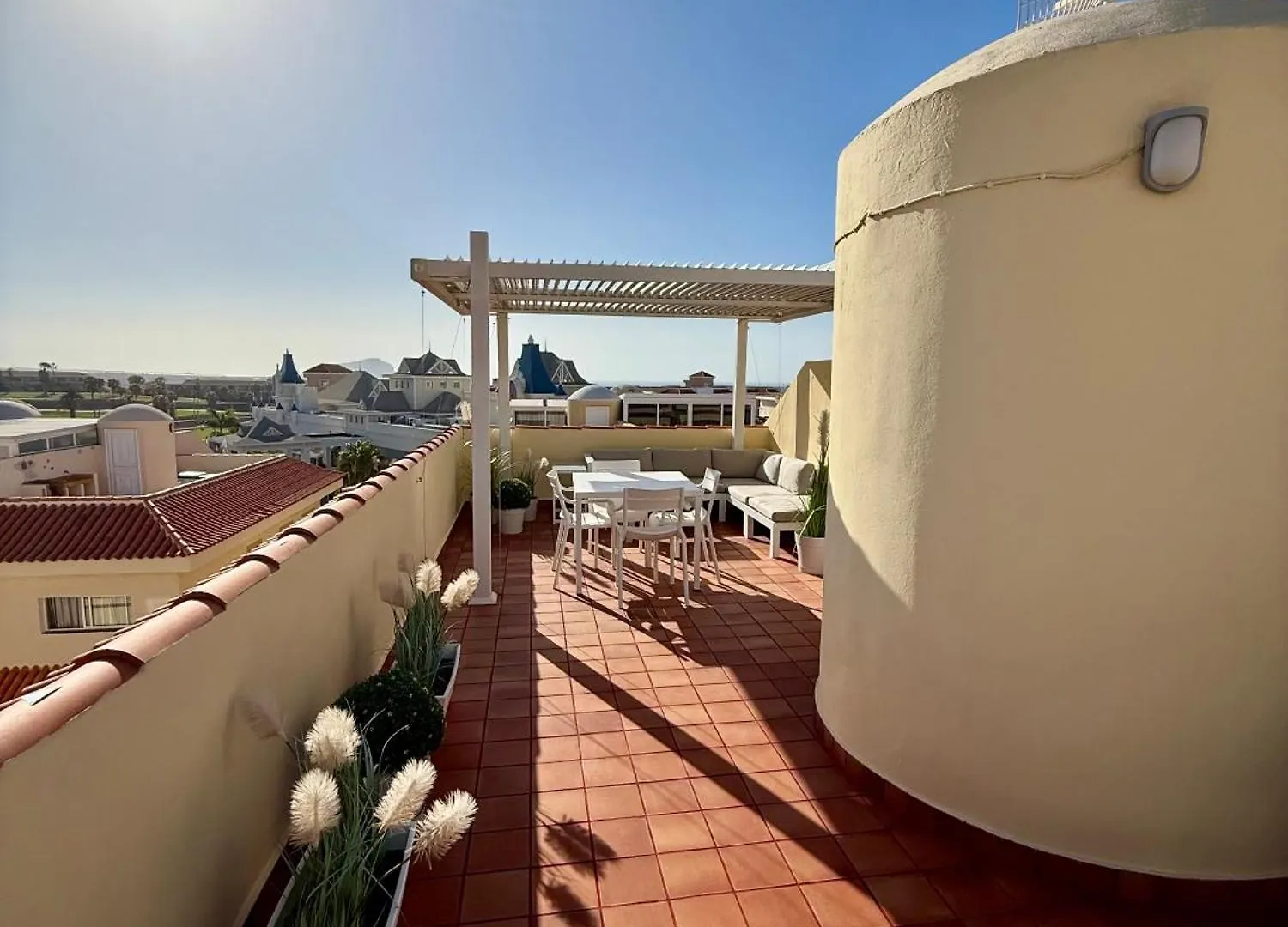 דירות סן מיגל דה אבונה Sunny Penthouse In Golf Del Sur
